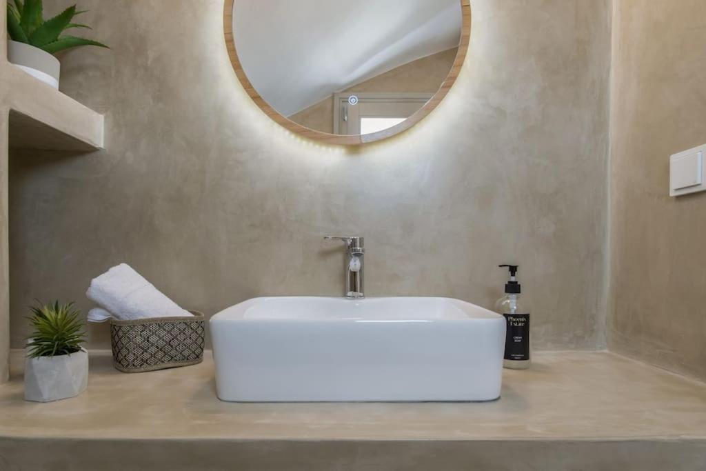 Solasta Residence Marpissa Luaran gambar