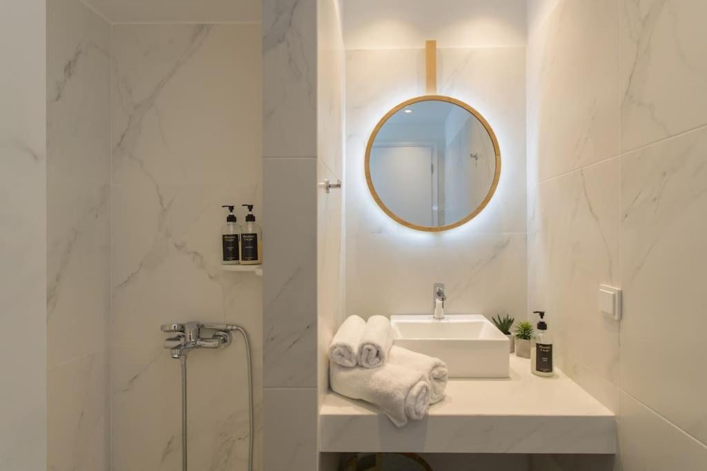 Solasta Residence Marpissa Luaran gambar